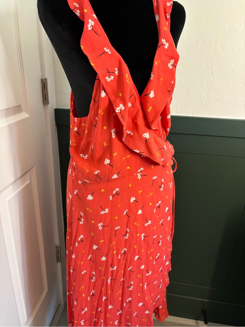 Lumière Floral Wrap Midi Dress Red Orange Halter Open Back Large - Picture 4 of 11